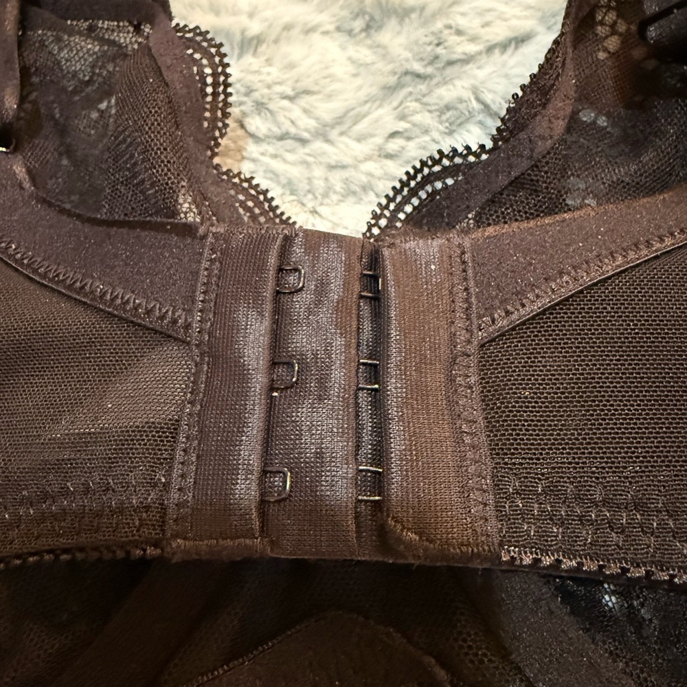 Paramour by Felina Unlined Black Lace Bra with Underwire Support Size 36 DDD - Picture 6 of 8